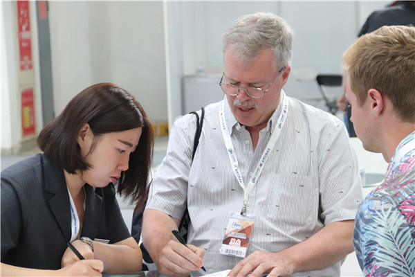 玻璃深加工設備企業-申誠與30屆中際玻璃工業技術展覽會